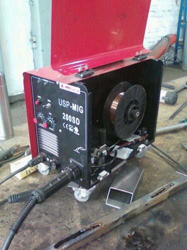 Naudota suvirinimo iranga. Svarkes. Kempai