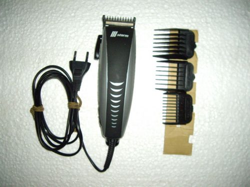 Parduoda plaukų kirpimo mašinėlę