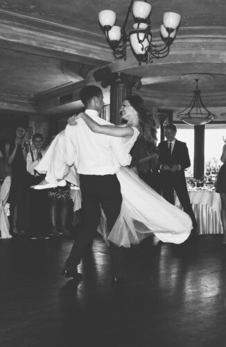 Vestuviniai/ Mergvakarių/ Bervakarių šokiai