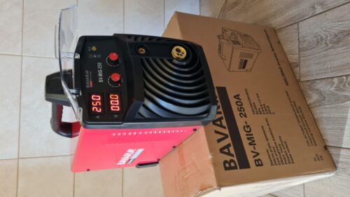 Geriausias pusautomatis savo klasėje