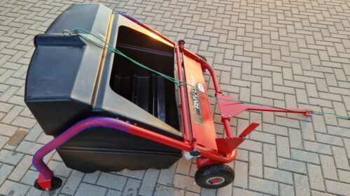 уборочная машина для газонов