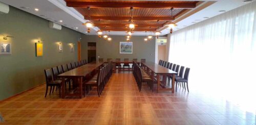 Gedulingi pietūs svečių namuose Aismarės