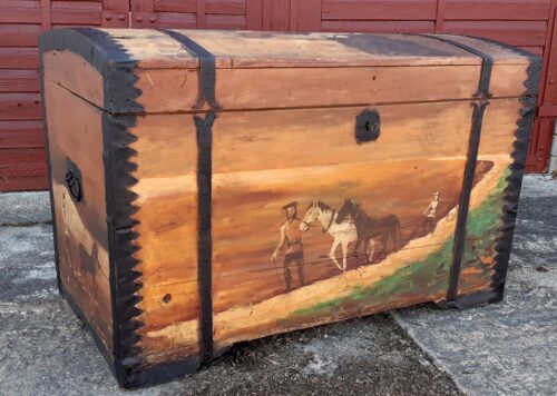 Senovinė meniška Kraičių Skrynia  dar viena