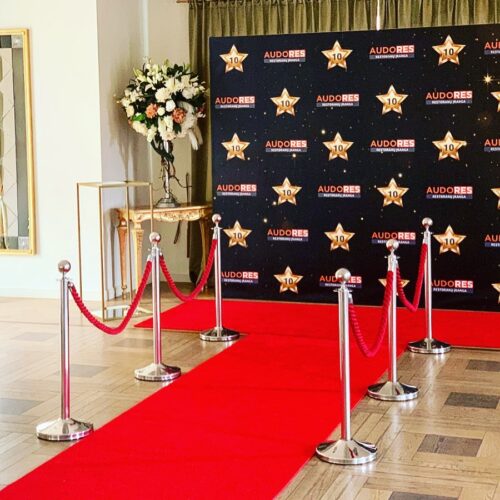 RAUDONO KILIMO NUOMA